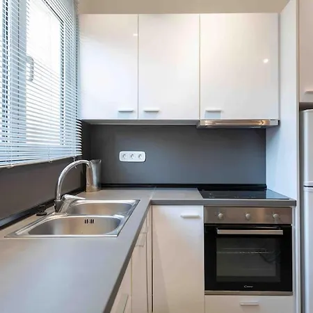 86 Modern N Cozy Aprt Close To The Old Town Apartment *